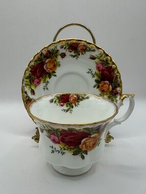 Royal Albert Old Country Roses Montrose Tea Cup and Saucer Set of 4